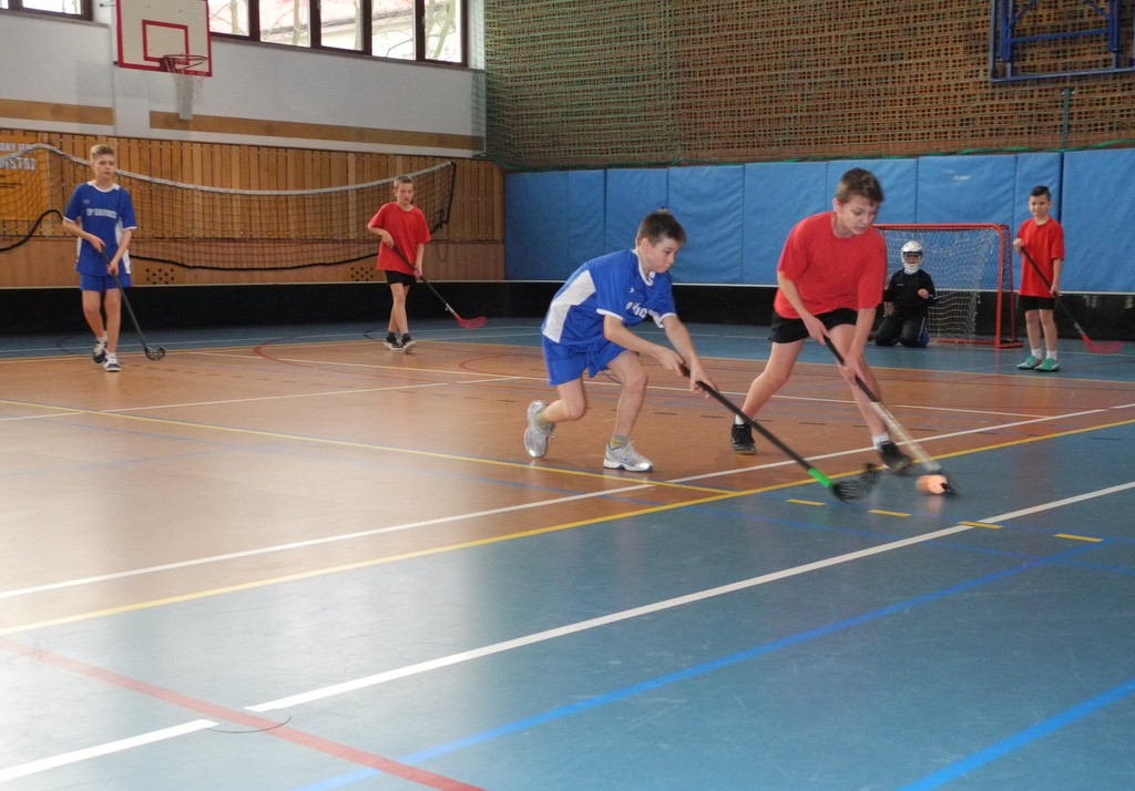 Mistrzostwa_Gminy_w_Unihokeju_Ch2Beopc2B7Cw_SP-4_02_2016r_010.JPG